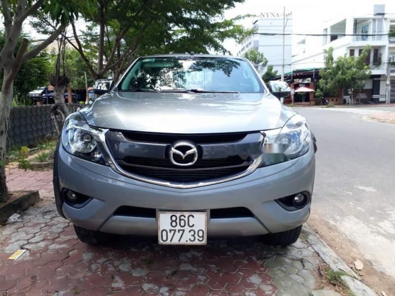 Mazda BT 50   2015 - Cần bán lại xe Mazda BT 50 năm sản xuất 2015, màu bạc, 570tr