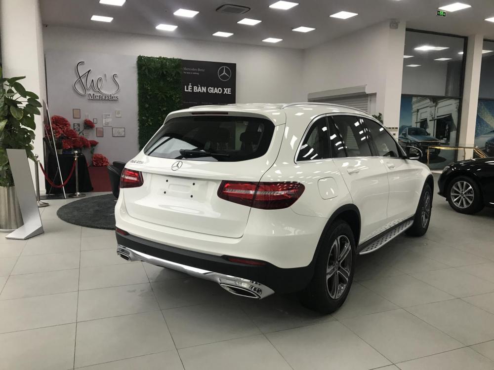 Mercedes-Benz GLC-Class GLC200 2018 - Bán Mercedes GLC200, an toàn, thể thao, cá tính và mạnh mẽ. LH 0965075999