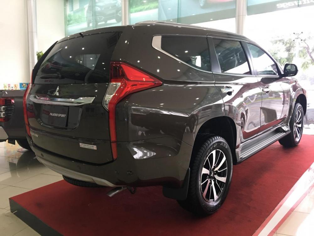 Mitsubishi Pajero Sport 4x4 GAT Premium 2018 - Bán Mitsubishi Pajero Sport 4x4 GAT Premium sản xuất 2018, màu nâu, xe nhập