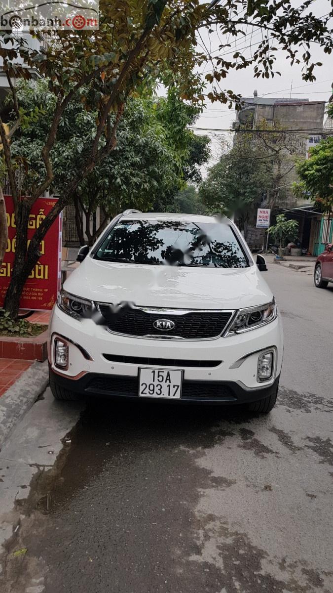 Kia Sorento GAT 2015 - Cần bán xe Kia Sorento GAT sản xuất 2015, màu trắng như mới 