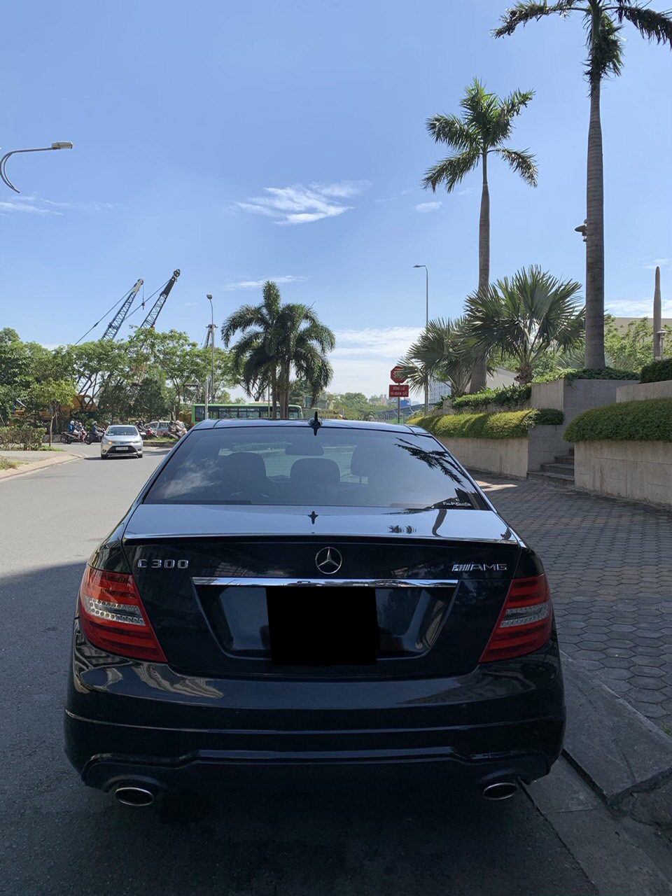 Mercedes-Benz C class C300 AMG 2014 - Bán xe Mercedes C300 AMG 2014, đi 77000km, xe chính chủ