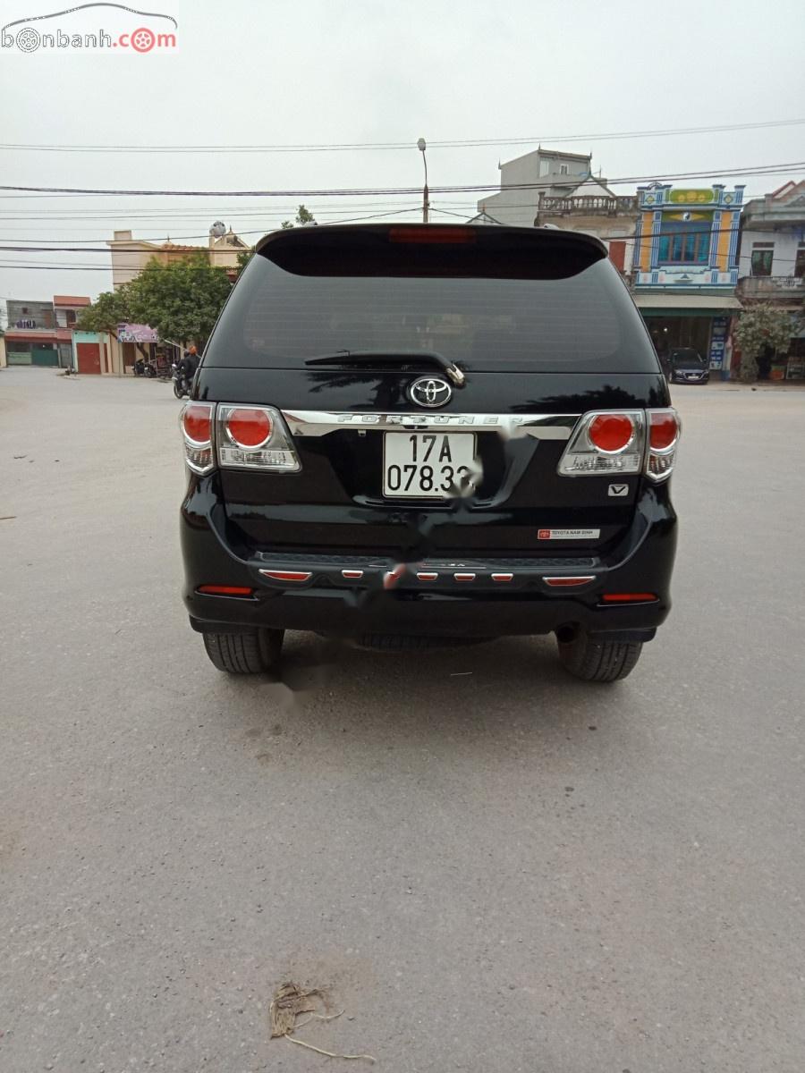 Toyota Fortuner 2015 - Xe Toyota Fortuner đời 2015, màu đen chính chủ