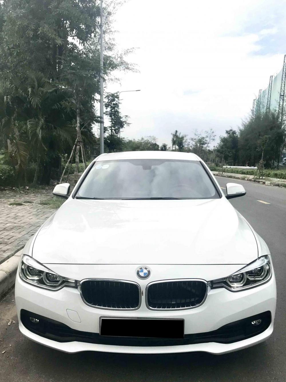 BMW 3 Series 320i 2015 - Cần bán xe BMW 3 Series 320i SX 2015, đi 35000km còn rất mới