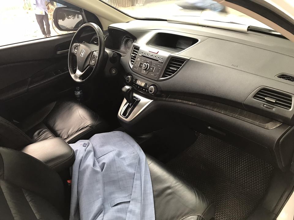 Honda CR V 2.4 AT 2015 - Cần bán Honda CRV 2015 2.4AT, full options, màu trắng cực ngầu