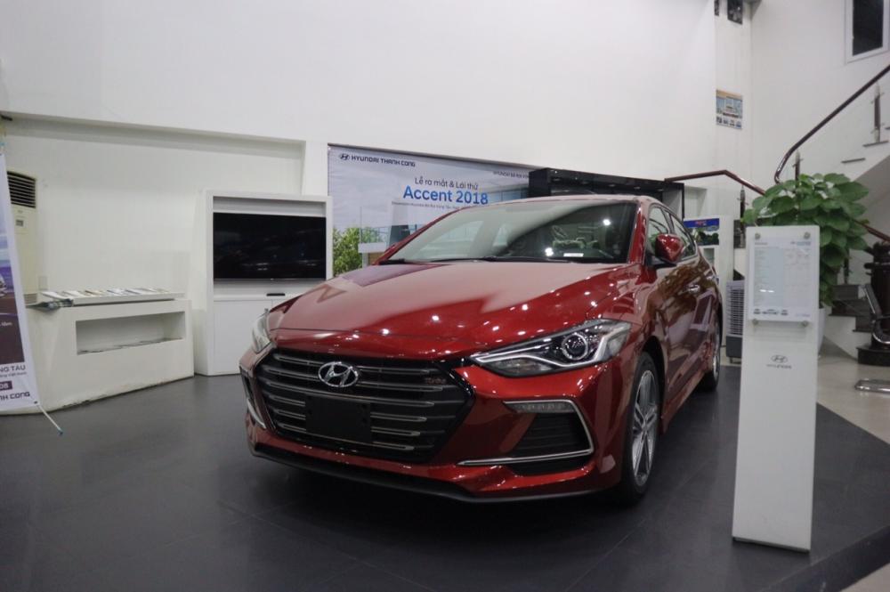 Hyundai Elantra 1.6 Turbo  2019 - Vũng Tàu _Xe sẵn chỉ với 203tr + Hyundai Elantra Sport 2019 + Hỗ trợ trả góp_KM ngay liên hệ zalo 0933.222.638