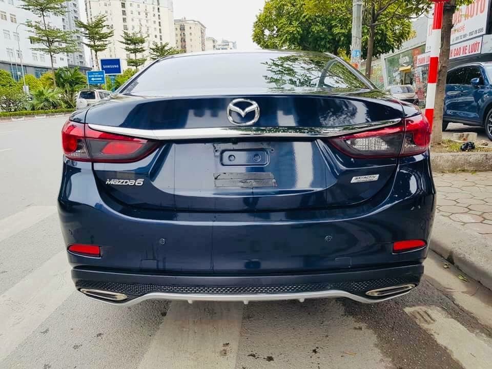 Mazda 6 Premium 2017 - Cần bán Mazda 6 Premium 2017, màu xanh lam