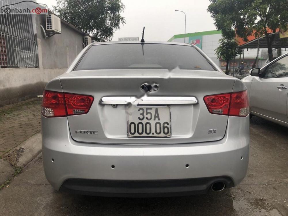 Kia Forte SLI 2011 - Bán nhanh Kia Forte SLI Sx 2011 nhập khẩu, số tự động