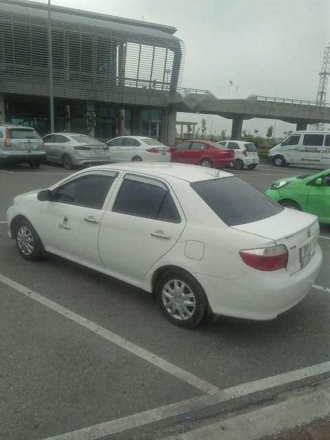 Toyota Vios MT 2005 - Cần bán Toyota Vios MT đời 2005, màu trắng