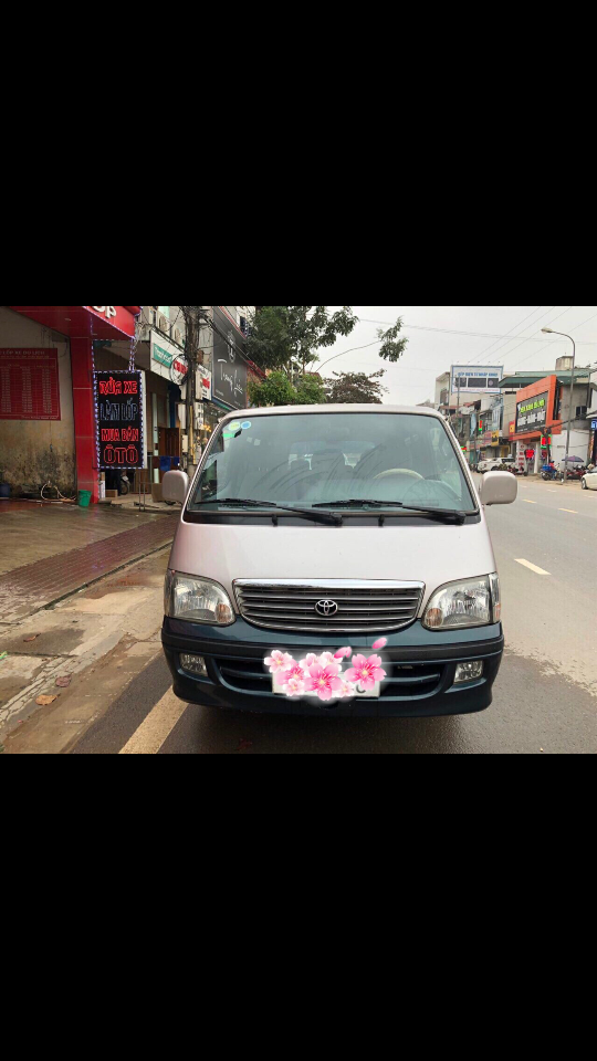 Toyota Hiace 2003 - Bán xe Toyota Hiace năm 2003, màu bạc, xe gia đình, giá tốt 115tr