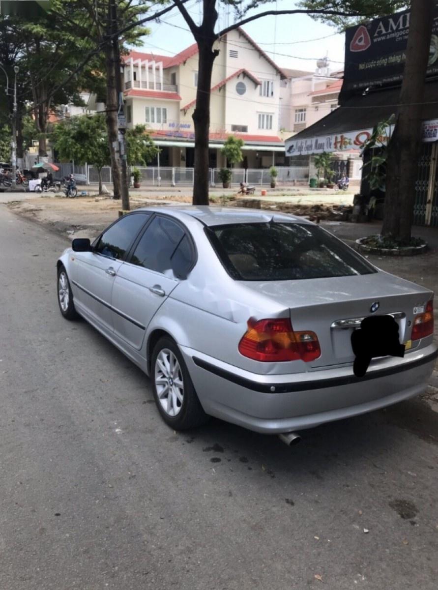 BMW 3 Series 318i AT 2003 - Bán BMW 3 Series 318i AT năm 2003, màu bạc, xe còn rất mới