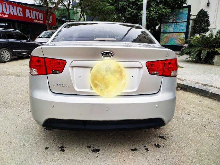 Kia Forte 2011 - Cần bán Kia Forte sản xuất 2011, màu bạc, nhập khẩu, giá chỉ 355 triệu 