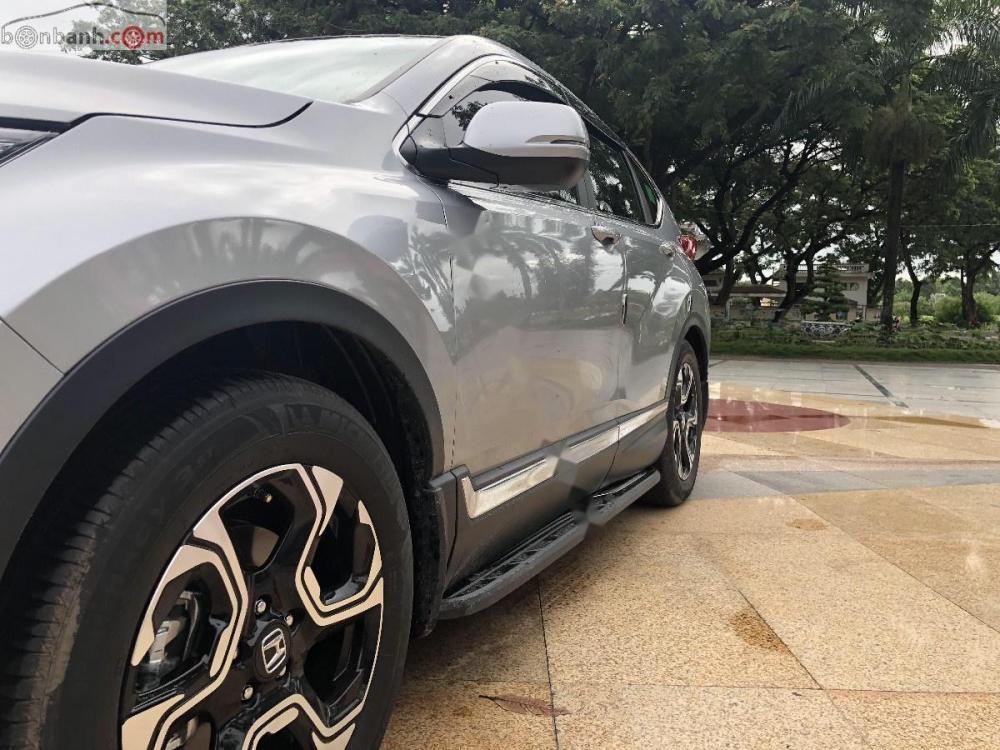 Honda CR V L 2018 - Chính chủ bán Honda CR V L 2018, màu bạc, xe nhập