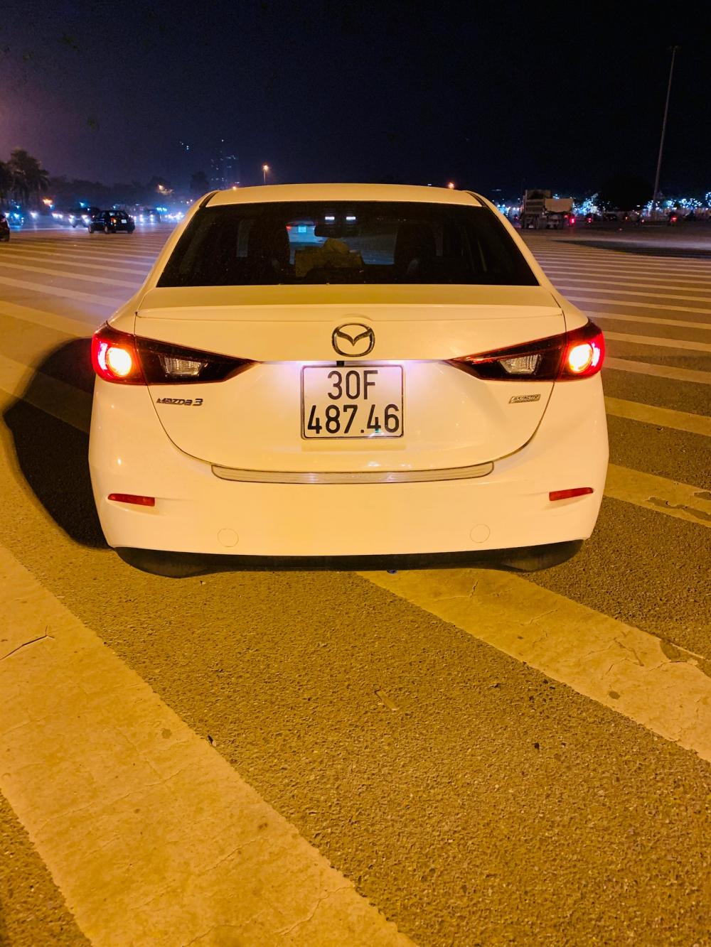 Mazda 3 Facelift 2017 - Bán ô tô Mazda 3 Facelift 2017, màu trắng 