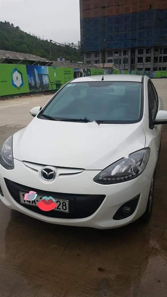 Mazda 2 S 2014 - Bán Mazda 2 S đời 2014, màu trắng, xe đi ít