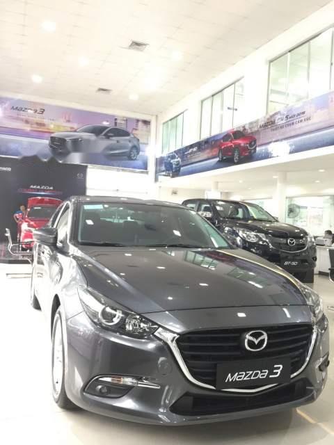 Mazda 3 2018 - Bán Mazda 3 sản xuất năm 2018, 720tr