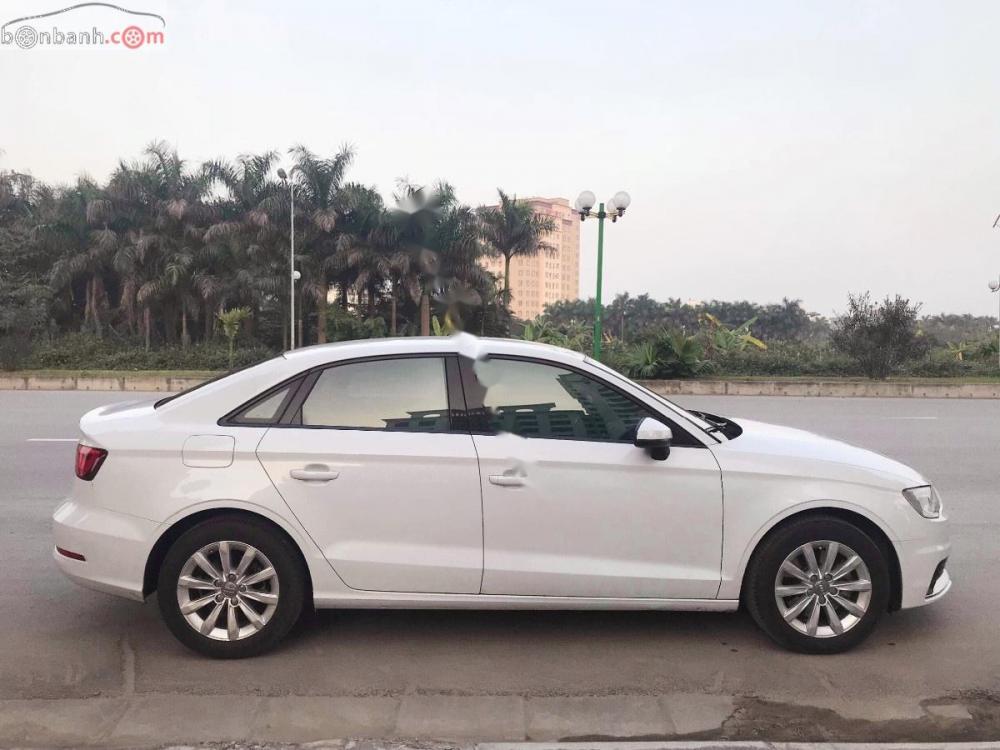 Audi A3 2013 - Bán Audi A3 sản xuất 2013 đăng ký 2014, đã đi 5 vạn km