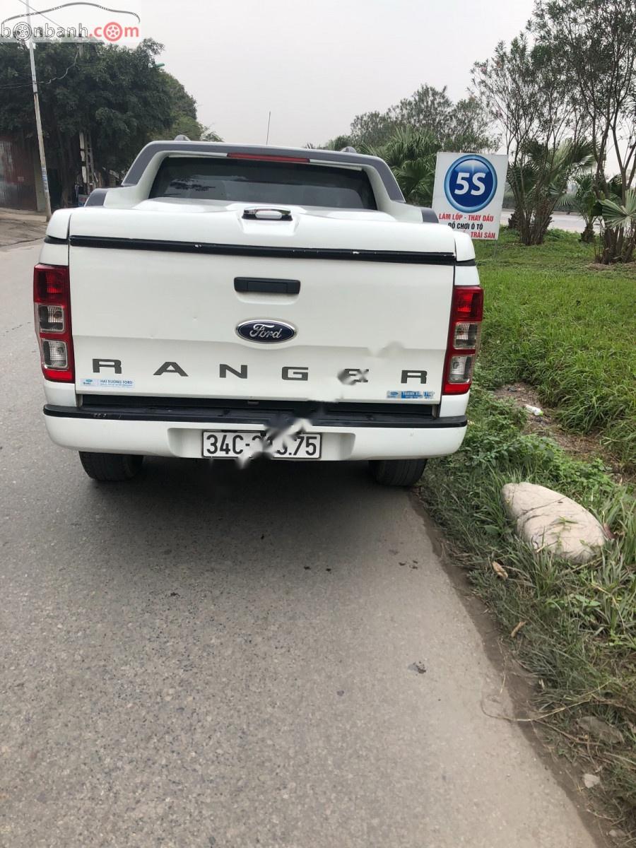 Ford Ranger 2.2AT 2014 - Bán xe Ford Ranger 2.2AT màu trắng, sản xuất 2014, nhập khẩu Thái Lan, đăng kí 2018