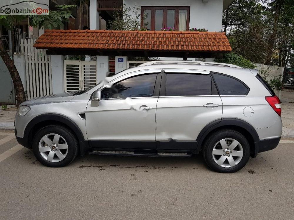 Chevrolet Captiva LT 2.4 MT 2008 - Bán Chevorlet Captiva LT màu bạc, số sàn, biển víp Hà Nội, chính chủ mua sử dụng từ đầu 2008