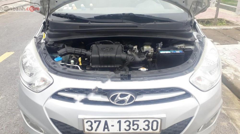 Hyundai i10 1.1 MT 2013 - Cần bán lại xe Hyundai i10 1.1 MT năm 2013, nhập khẩu nguyên chiếc từ Ấn Độ, không lỗi, không taxi, dịch vụ