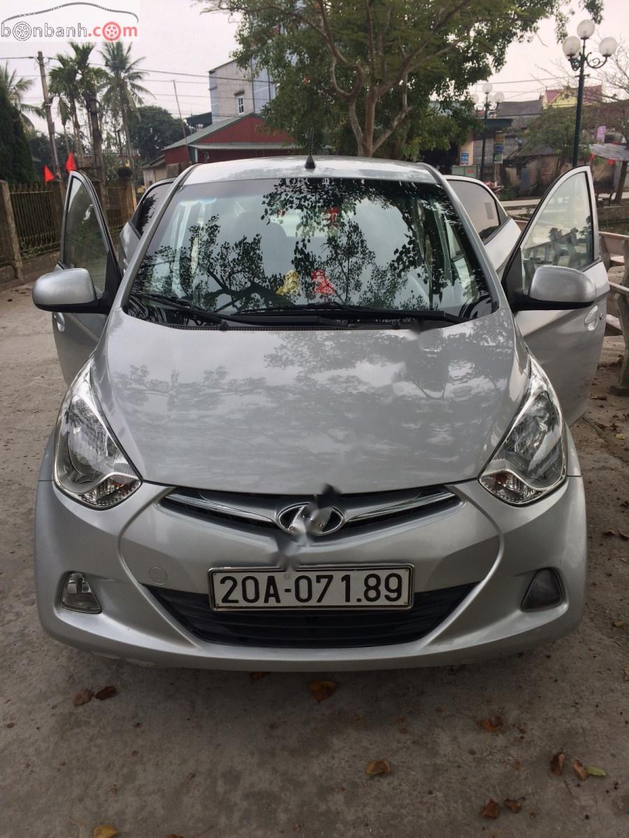 Hyundai Eon 2013 - Bán Hyundai Eon sản xuất 2013, màu bạc, nhập khẩu chính chủ