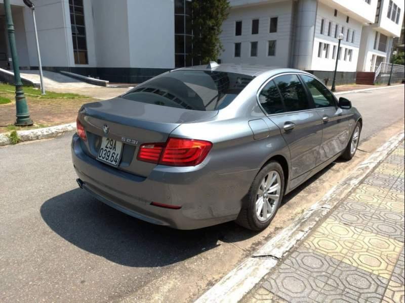 BMW 5 Series  523i 2011 - Bán BMW 5 Series 523i năm 2011, xe nhập, giá tốt