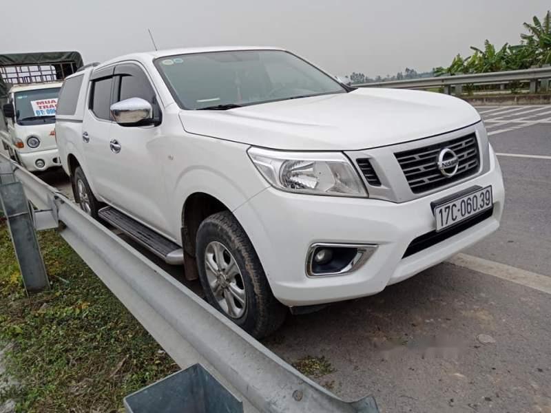 Nissan Navara  MT 2015 - Cần bán xe bán tải Nissan Navara đời 2015, đẹp nguyên bản