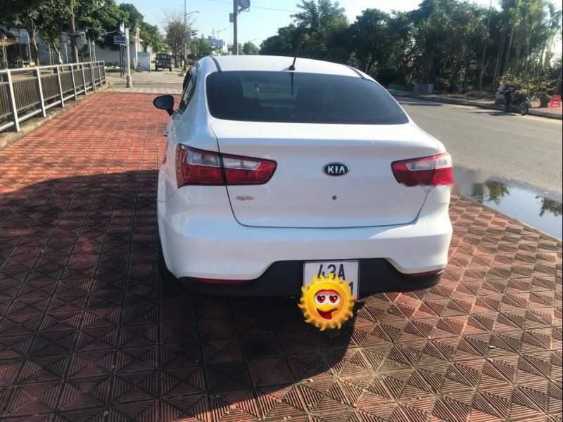 Kia Rio  MT 2015 - Cần bán xe Kia Rio số sàn mới keng, xe gia đình sử dụng kĩ
