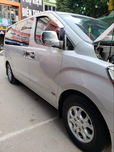 Hyundai Grand Starex AT 2008 - Cần bán Hyundai Grand Starex AT đời 2008, màu bạc, nhập khẩu 