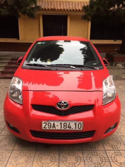 Toyota Yaris Verso 2011 - Cần bán lại xe Toyota Yaris Verso sản xuất 2011, màu đỏ, nhập khẩu nguyên chiếc chính chủ, giá tốt