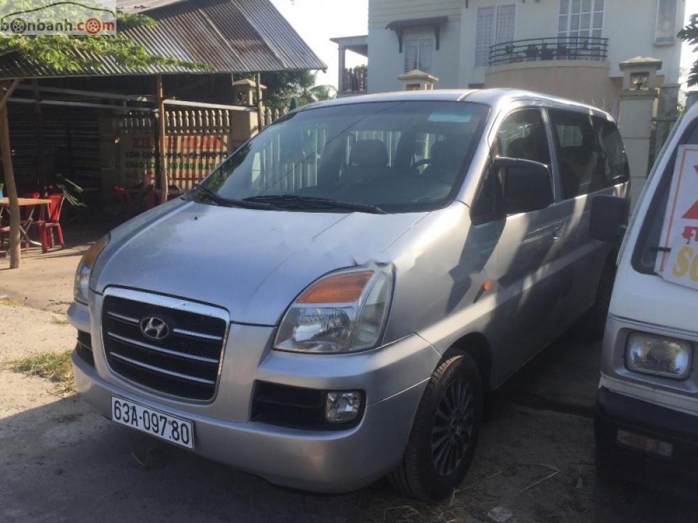 Hyundai Grand Starex 2007 - Bán Hyundai Grand Starex năm sản xuất 2007, màu bạc, nhập khẩu