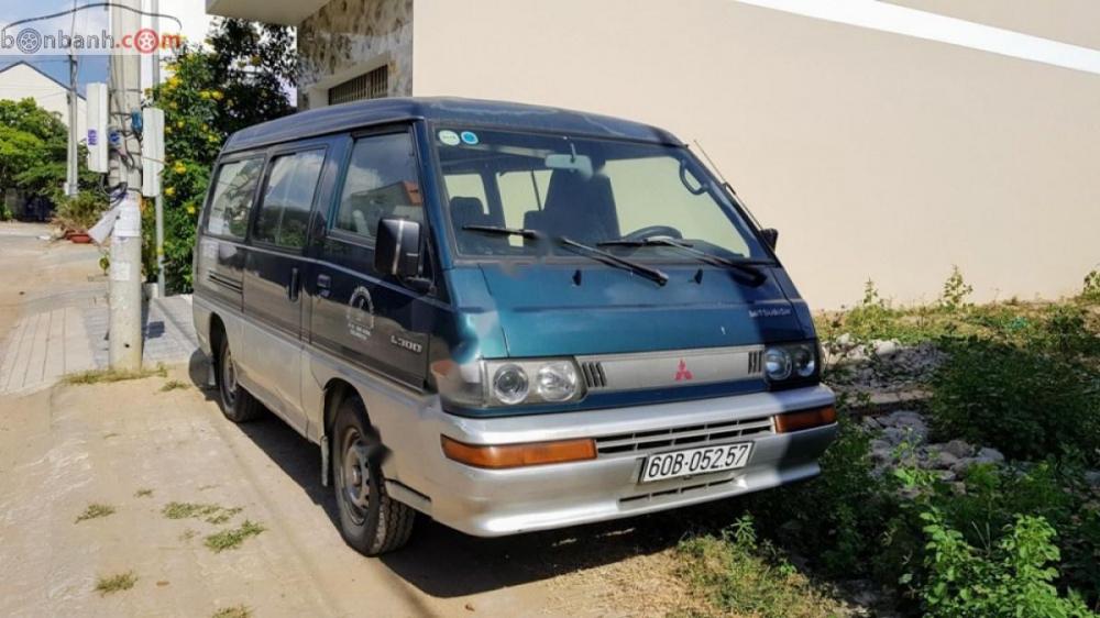 Mitsubishi L300 2.0 MT 2002 - Bán Mitsubishi L300 2.0 MT sản xuất 2002, màu xanh lam, nhập khẩu  