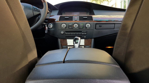 BMW 5 Series 535i 3.0 AT  2007 - Bán BMW 5 Series 535i 3.0 AT 2007, màu đen