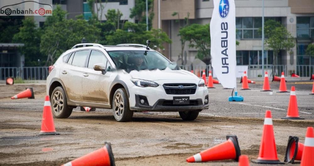 Subaru XV 2.0 I-S Eyesight 2019 - Cần bán Subaru XV 2.0 I-S Eyesight đời 2019, màu trắng, xe giao ngay