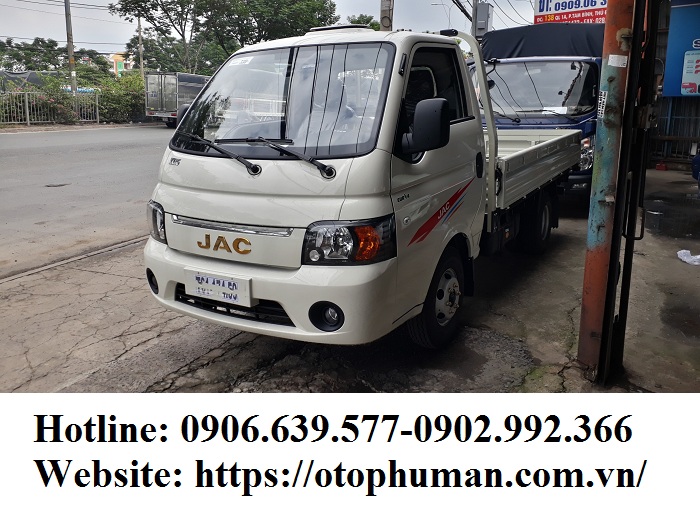 2019 - Xe tải JAC 1T25 động cơ dầu thùng dài 3m2