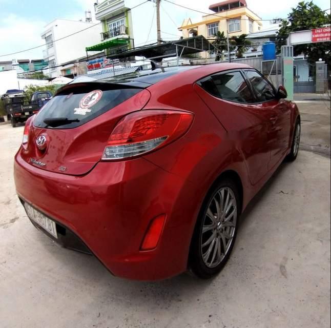 Hyundai Veloster AT 2011 - Xe Hyundai Veloster AT sản xuất năm 2011, màu đỏ, nhập khẩu