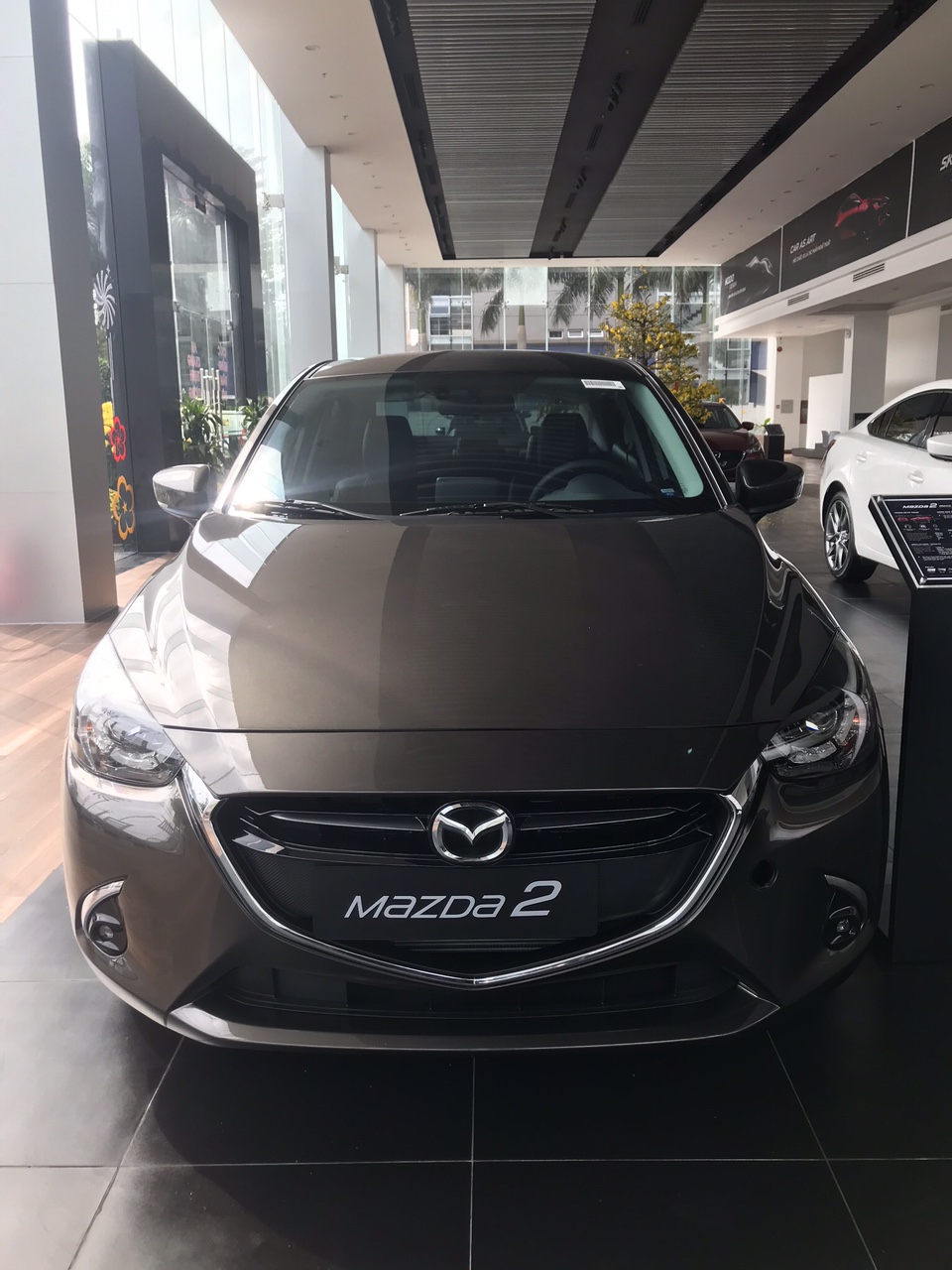 Mazda 2 Deluxe 2019 - Bán Mazda 2 nhập 2020 mới 100% - 140tr lấy xe