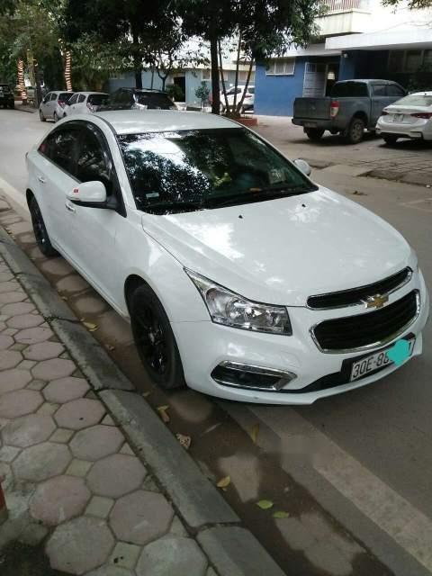 Chevrolet Cruze  LT  2017 - Cần bán xe Chevrolet Cruze đời 2017, màu trắng