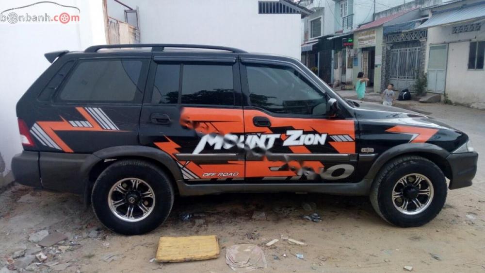 Ssangyong Musso 2005 - Bán Ssangyong Musso năm 2005, màu đen, xe nhập  