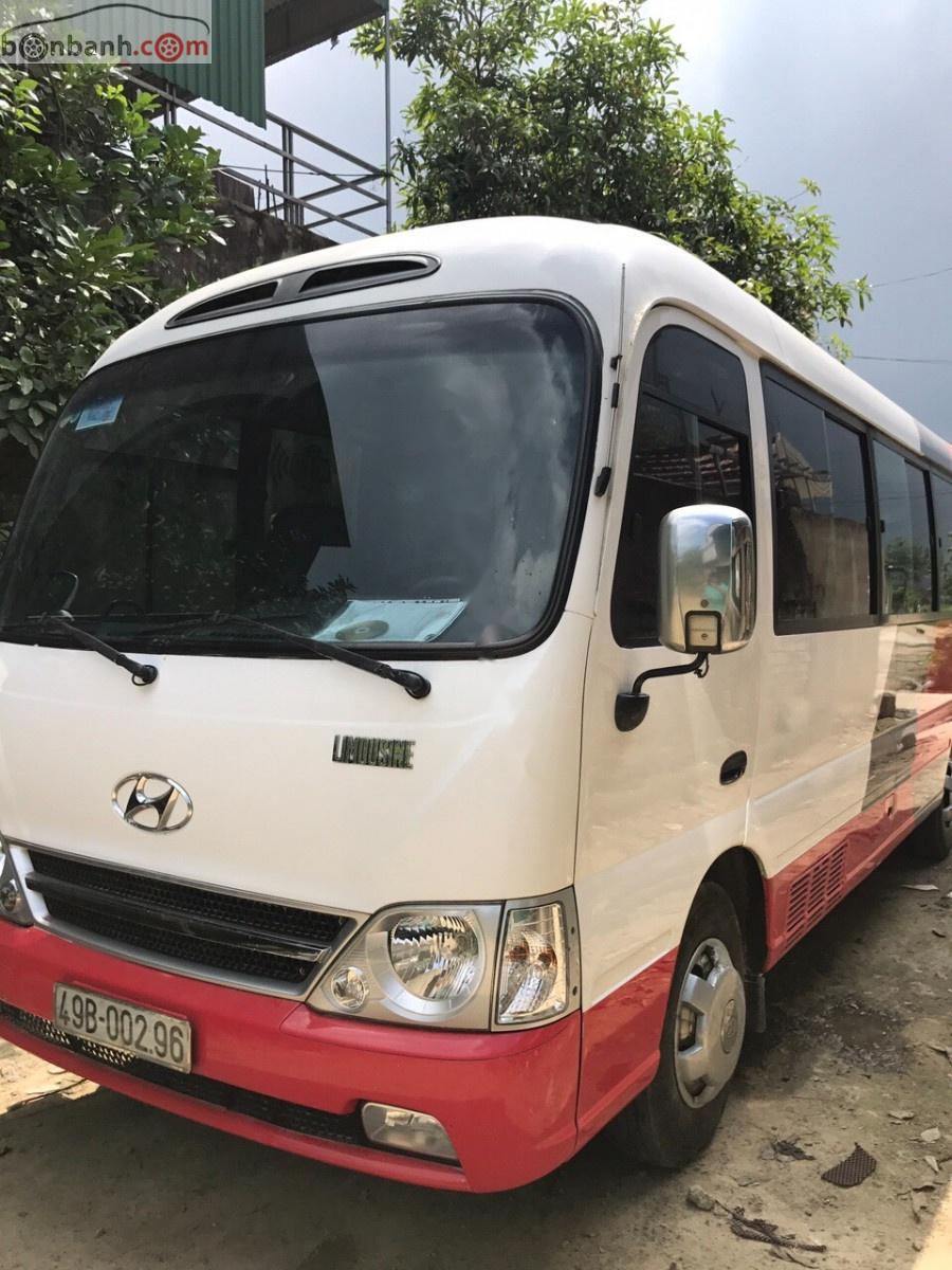 Hyundai County 2012 - Cần bán Hyundai County sản xuất năm 2012, hai màu giá cạnh tranh