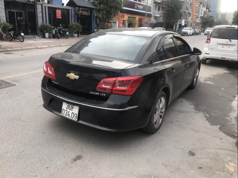 Chevrolet Cruze 2018 - Cần bán Chevrolet Cruze năm sản xuất 2018, màu đen, giá chỉ 550 triệu