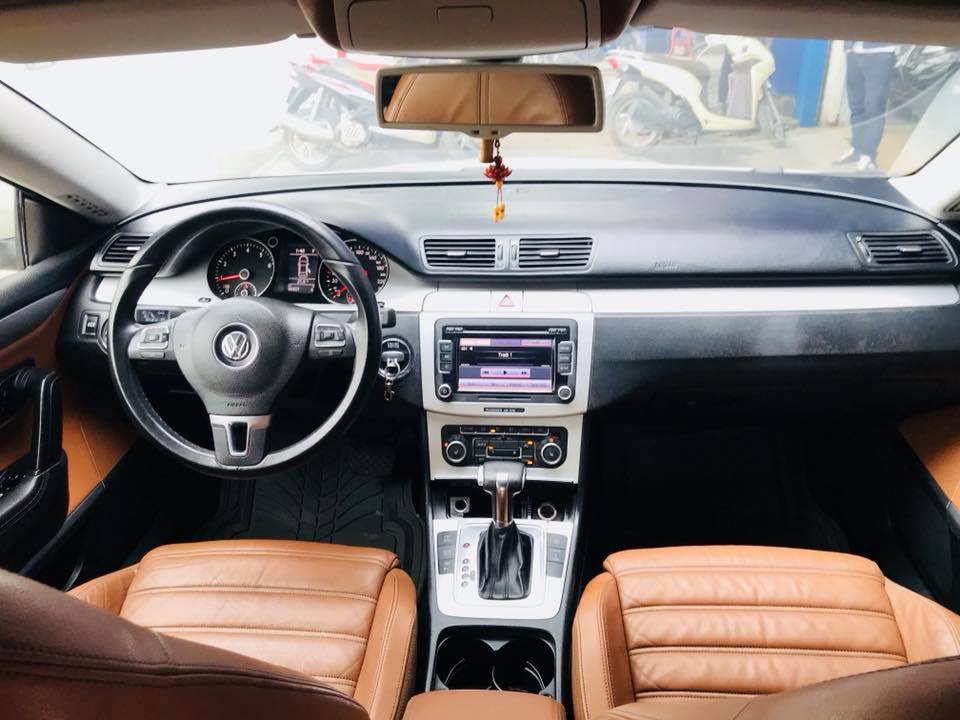 Volkswagen Passat CC 2011 - Bán Volkswagen Passat CC đời 2011, giá thương lượng