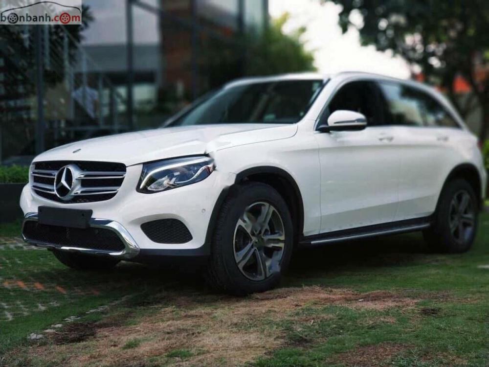 Mercedes-Benz GLC-Class GLC 200 2018 - Bán ô tô Mercedes GLC 200 2018, màu trắng