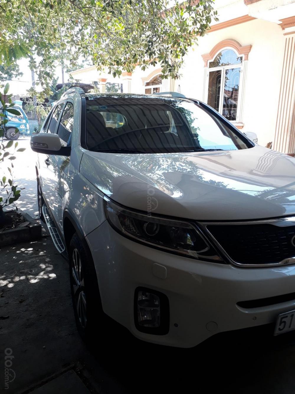 Kia Sorento 2014 - Cần bán Kia Sorento New đời 2014, màu trắng