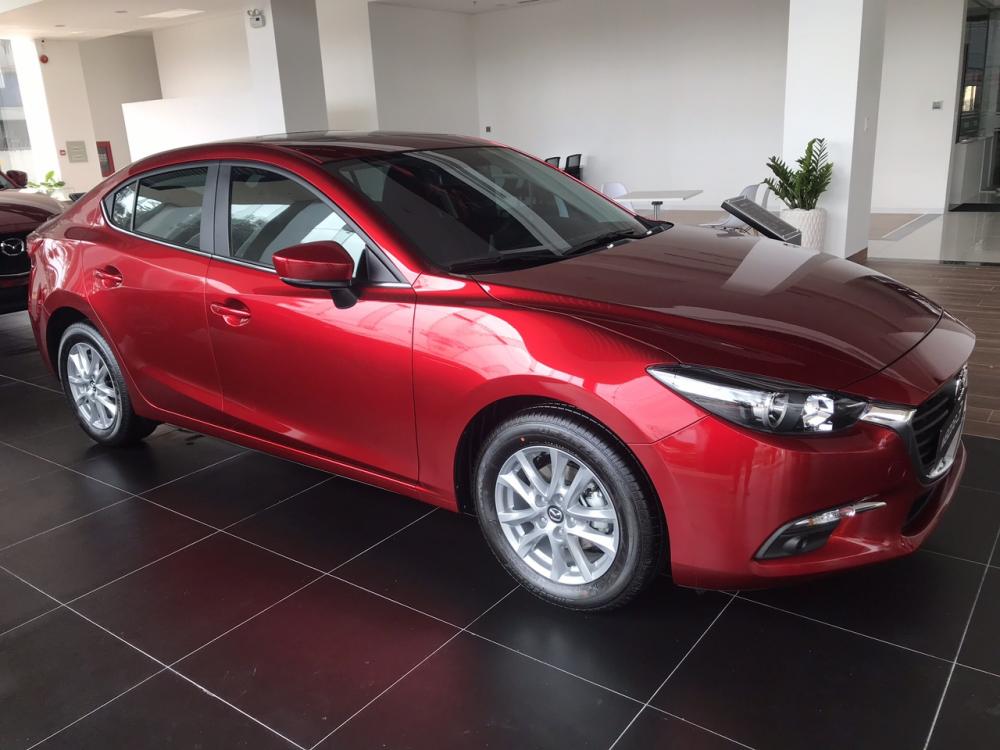 Mazda 3  1.5 2019 - Bán Mazda 3 1.5 Sedan 2019, vay 85%, trả trước 200tr