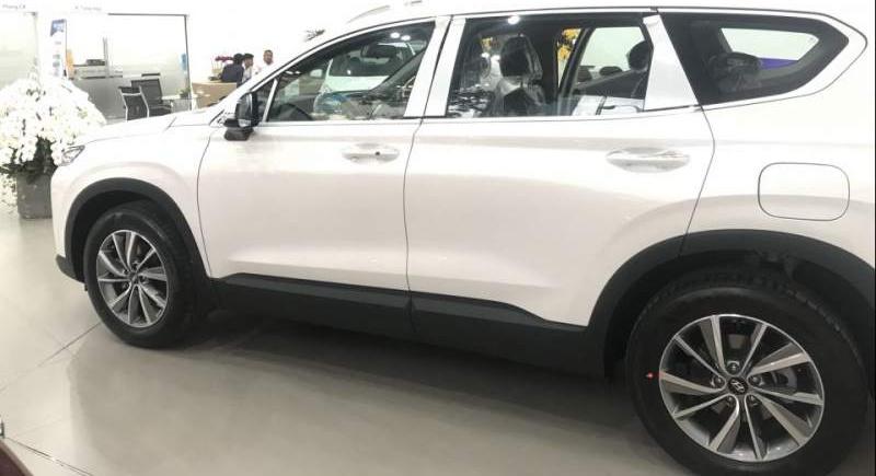 Hyundai Santa Fe     2019 - Bán ô tô Hyundai Santa Fe sản xuất 2019, màu trắng