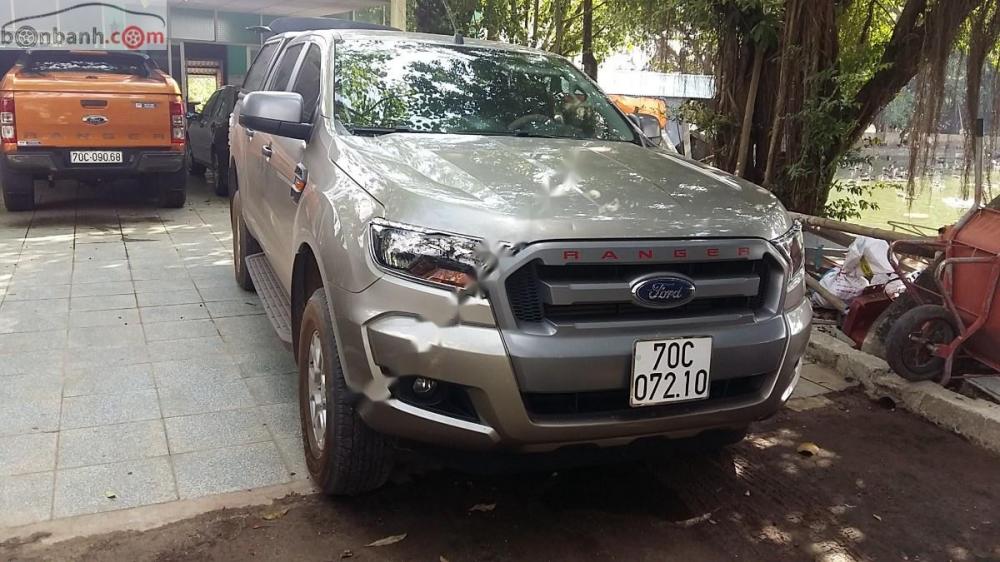 Ford Ranger   XLS 22 MT 2016 - Cần bán gấp Ford Ranger XLS 22 MT năm sản xuất 2016, màu xám, nhập khẩu nguyên chiếc 