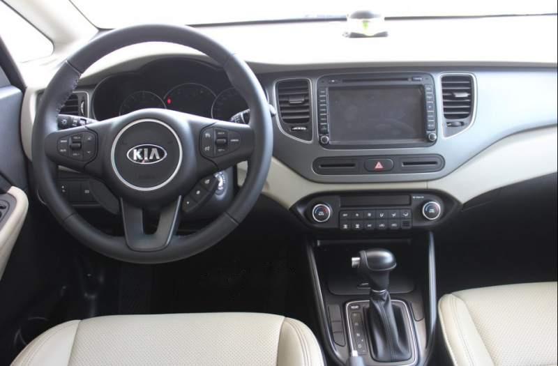 Kia Rondo GMT 2019 - Bán Kia Rondo sản xuất năm 2019, màu trắng