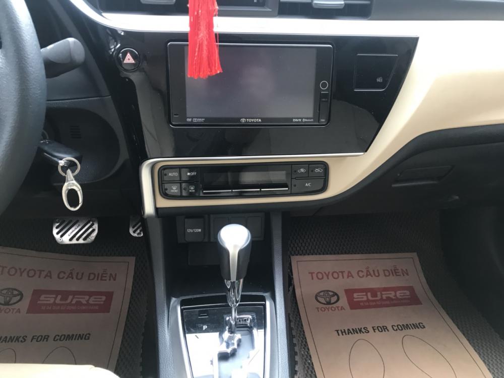 Toyota Corolla altis 1.8AT 2018 - Cần bán Toyota Corolla Altis 1.8AT năm sản xuất 2018, màu đen, giá cạnh tranh