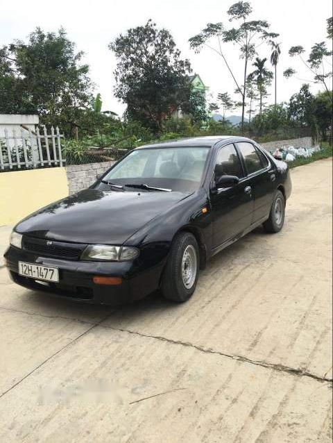 Nissan Bluebird 1993 - Cần bán gấp Nissan Bluebird đời 1993, màu đen, nhập khẩu giá cạnh tranh