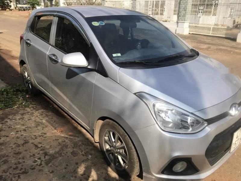 Hyundai Grand i10   2014 - Bán Hyundai Grand i10 sản xuất năm 2014, màu bạc, xe nhập